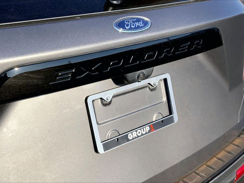 Used 2022 Ford Explorer ST-Line w/ Class IV Trailer Tow Package RWD image 10
