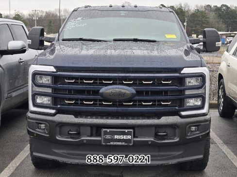 Used 2025 Ford F250 King Ranch w/ FX4 Off-Road Package image 12