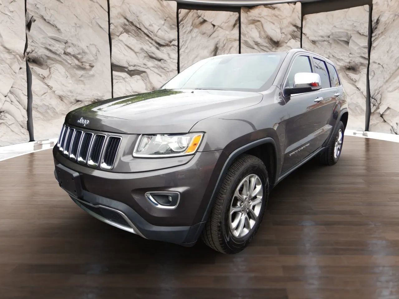 Used 2015 Jeep Grand Cherokee Limited AWD/4WD image 1