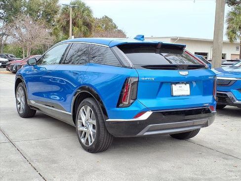 New 2026 Cadillac Optiq Luxury 1 image 3