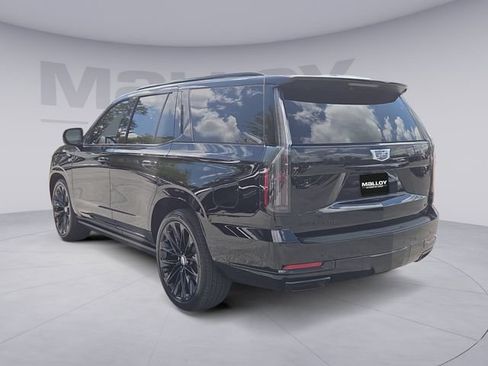 Used 2025 Cadillac Escalade Sport Platinum w/ LPO, ONYX Package AWD/4WD image 3