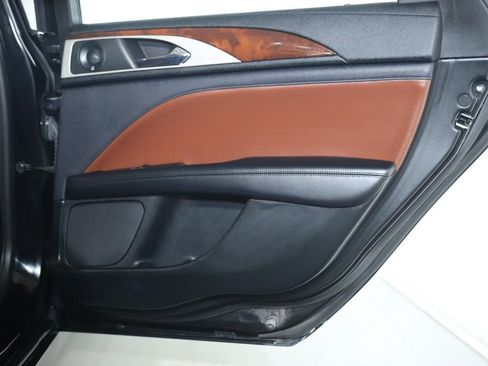 Used 2019 Lincoln MKZ Reserve image 25