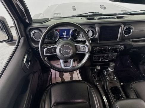 Used 2021 Jeep Wrangler Unlimited Sahara w/ Cold Weather Group AWD/4WD image 22
