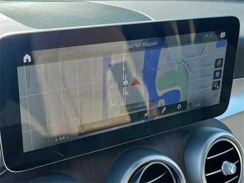 Used 2022 Mercedes-Benz GLC 300 4MATIC w/ Driver Assistance Package image 15