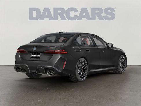 New 2026 BMW M5 w/ Carbon Package image 2