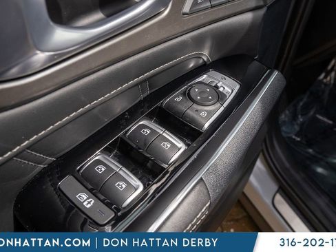 Used 2023 Kia Sorento SX image 21