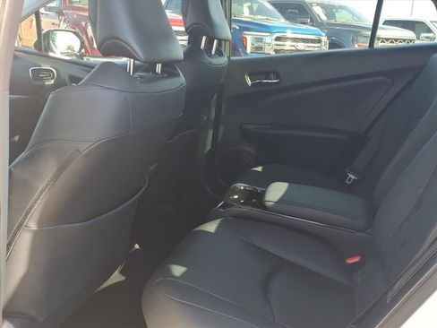 Used 2019 Toyota Prius Prime Premium image 17