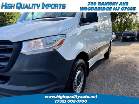 Used 2020 Mercedes-Benz Sprinter 1500 image 9