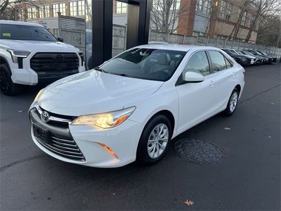 Used 2016 Toyota Camry LE