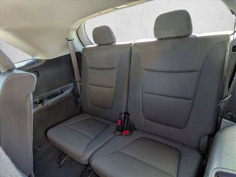 Used 2013 Kia Sorento LX FWD image 17