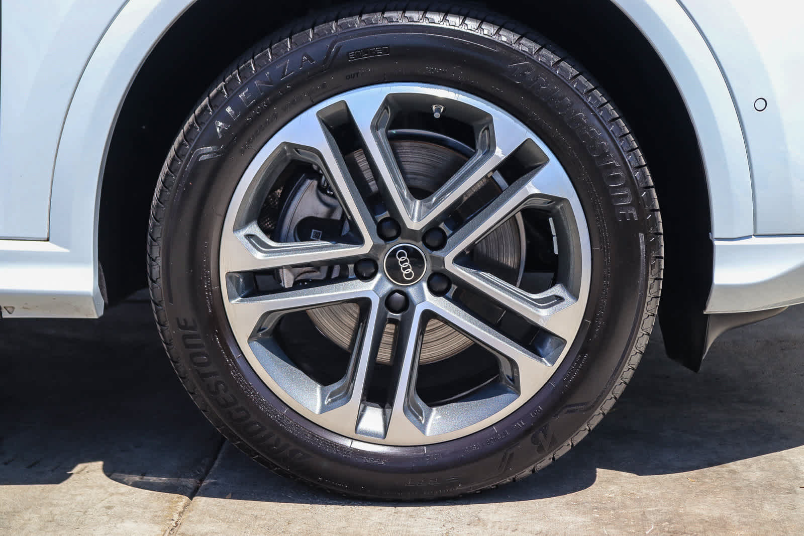 Used 2025 Audi Q5 Premium AWD/4WD image 8