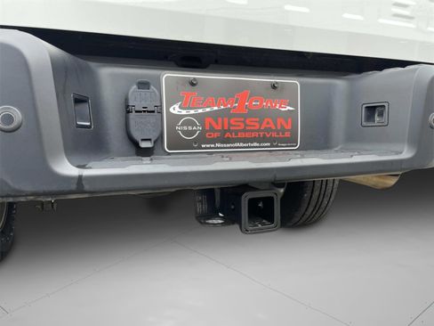 Used 2024 Nissan Frontier SV w/ SV Convenience Package image 21