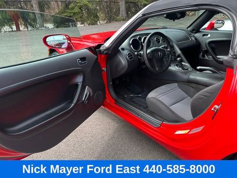 Used 2008 Pontiac Solstice Convertible w/ Convenience Package image 12