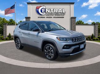 Used 2022 Jeep Compass Limited AWD/4WD video 1
