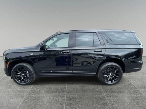 New 2026 Cadillac Escalade Sport w/ LPO, ONYX Package AWD/4WD image 2