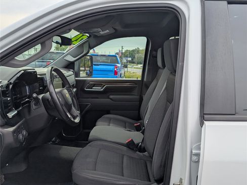 Used 2024 Chevrolet Silverado 2500 LT image 15