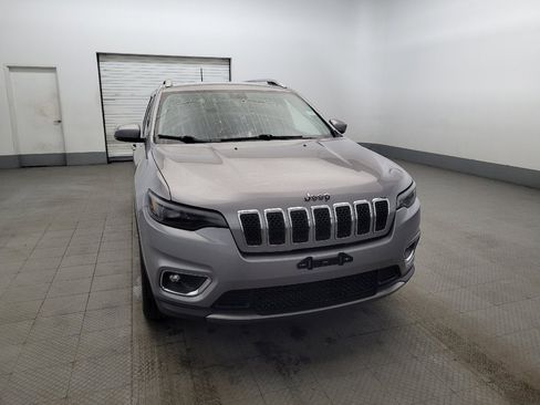 Used 2019 Jeep Cherokee Limited image 14