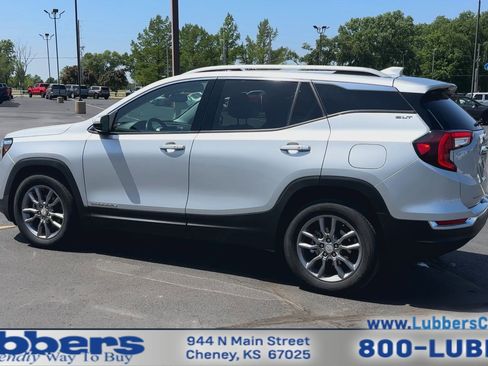 Used 2022 GMC Terrain SLT FWD image 6