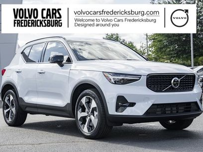 New 2026 Volvo XC40 B5 Plus w/ Protection Package Premier