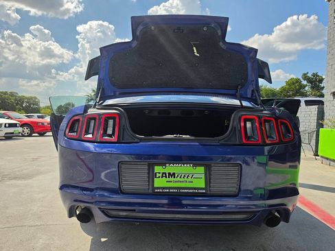 Used 2013 Ford Mustang Coupe RWD image 24
