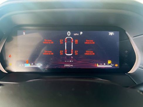 Used 2021 Jeep Grand Cherokee L Overland w/ Luxury Tech Group IV image 15