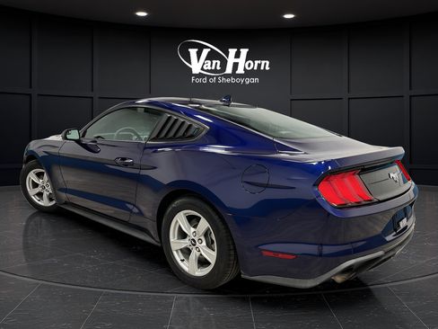 Used 2020 Ford Mustang Coupe RWD image 5