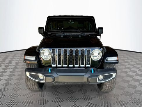Used 2023 Jeep Wrangler Unlimited Sahara w/ Cold Weather Group AWD/4WD image 2
