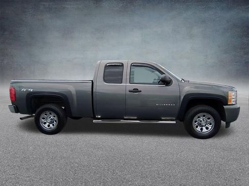 Used 2011 Chevrolet Silverado 1500 LS AWD/4WD image 10