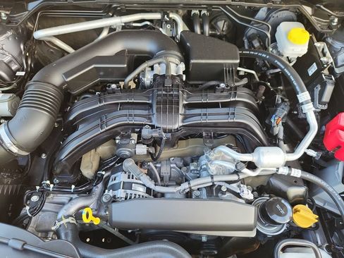 Used 2025 Subaru Forester AWD/4WD image 14