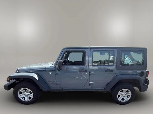 Used 2014 Jeep Wrangler Unlimited Sport w/ Connectivity Group AWD/4WD image 2