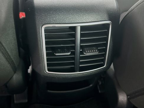 Used 2025 Kia Sportage LX FWD image 25