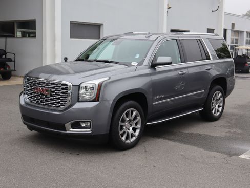 Used 2020 GMC Yukon Denali w/ Open Road Package AWD/4WD image 5