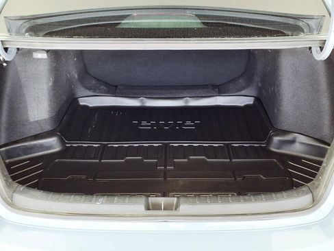 Used 2023 Honda Civic Sport image 10