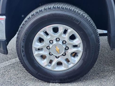 Used 2021 Chevrolet Silverado 2500 LTZ image 8