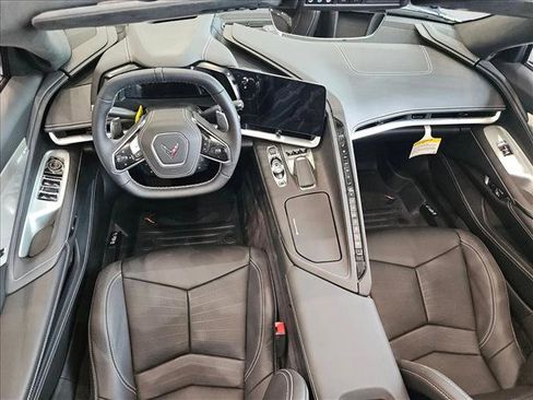 New 2025 Chevrolet Corvette Stingray Premium Conv image 14