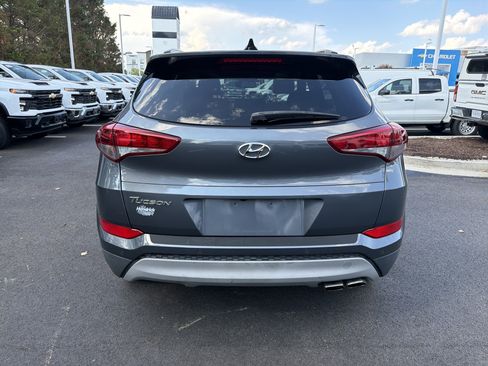 Used 2018 Hyundai Tucson Value w/ Cargo Package FWD image 9