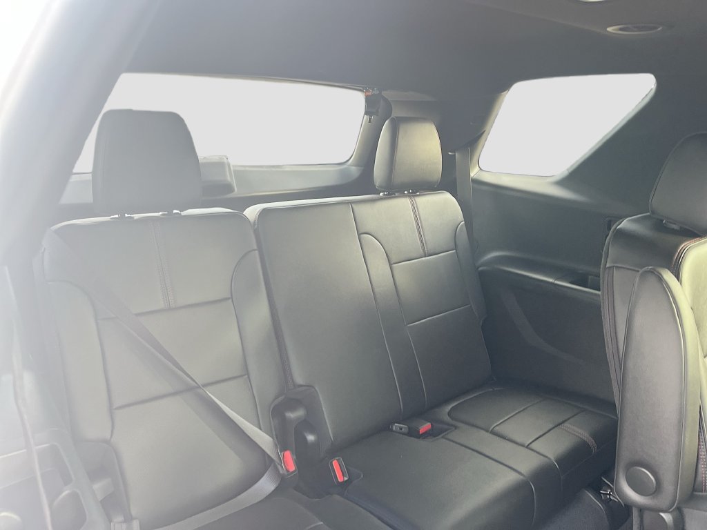 Used 2023 Chevrolet Traverse RS AWD/4WD image 28