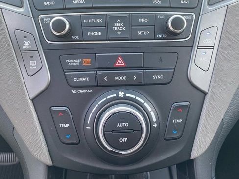 Used 2018 Hyundai Santa Fe Sport image 21