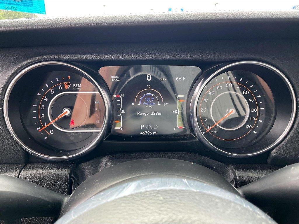 Used 2022 Jeep Gladiator Overland w/ Popular Equipment Package AWD/4WD image 23