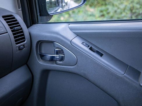 Used 2017 Nissan Frontier SV w/ SV Value Truck Package image 32