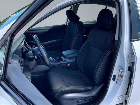 Used 2025 Subaru Legacy Premium AWD/4WD image 22