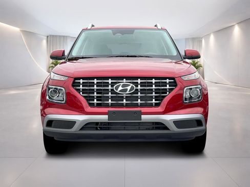 New 2025 Hyundai Venue SEL FWD image 12