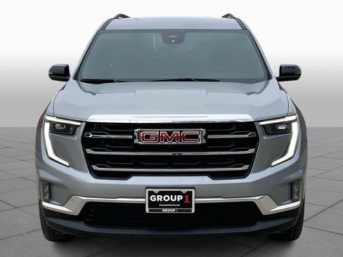 Used 2024 GMC Acadia Elevation w/ Luxury Package image 4