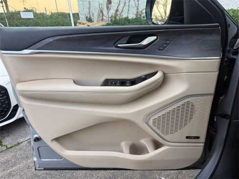 Used 2021 Jeep Grand Cherokee L Limited w/ Trailer Tow Package image 11