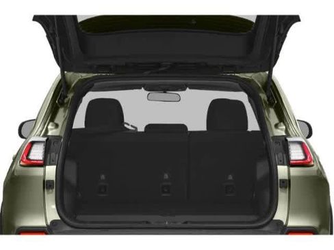 Used 2019 Jeep Cherokee Latitude Plus image 15