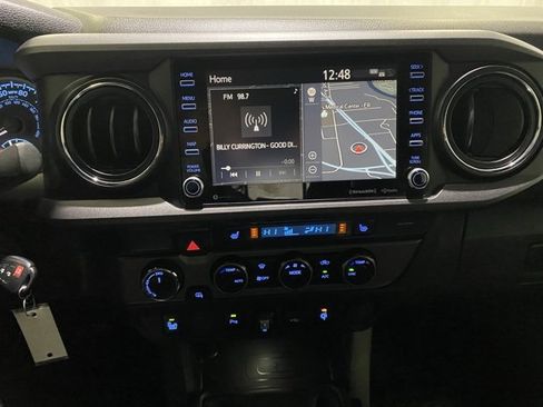 Used 2020 Toyota Tacoma TRD Off-Road image 18