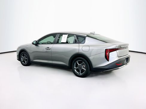 Used 2025 Kia K4 FWD image 5