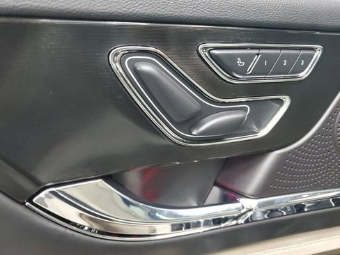 Used 2025 Lincoln Corsair Grand Touring image 17