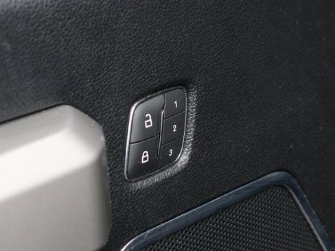 Used 2019 Ford F250 Lariat w/ Lariat Ultimate Package image 18