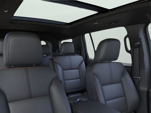 New 2026 Chevrolet Traverse High Country FWD image 18